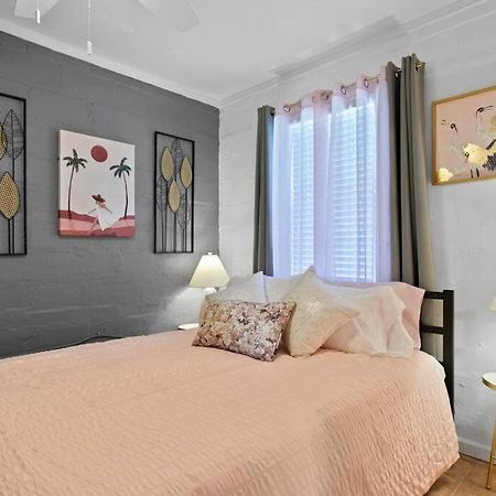 Appartement The Pink Oasis Waterfront 1 Bed Apt à Tampa Extérieur photo