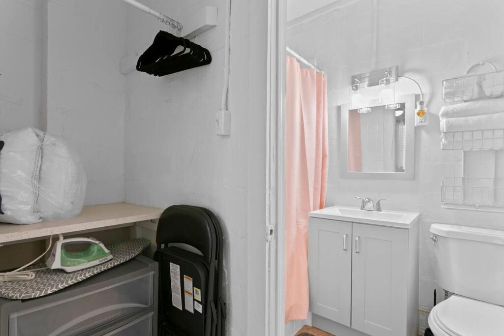 Appartement The Pink Oasis Waterfront 1 Bed Apt à Tampa Extérieur photo