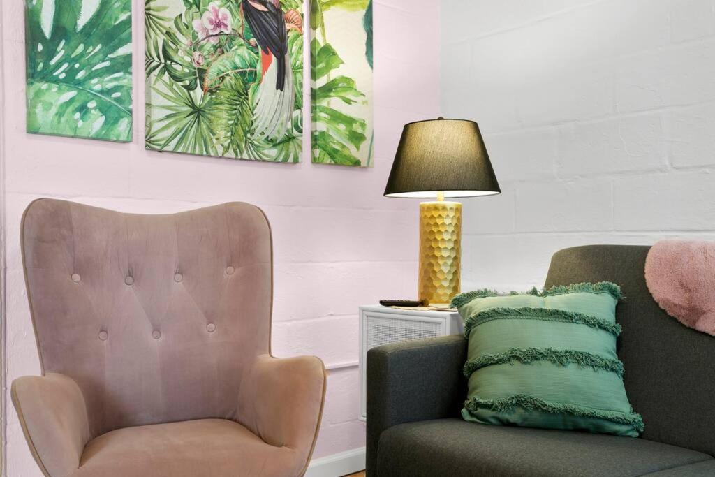 Appartement The Pink Oasis Waterfront 1 Bed Apt à Tampa Extérieur photo
